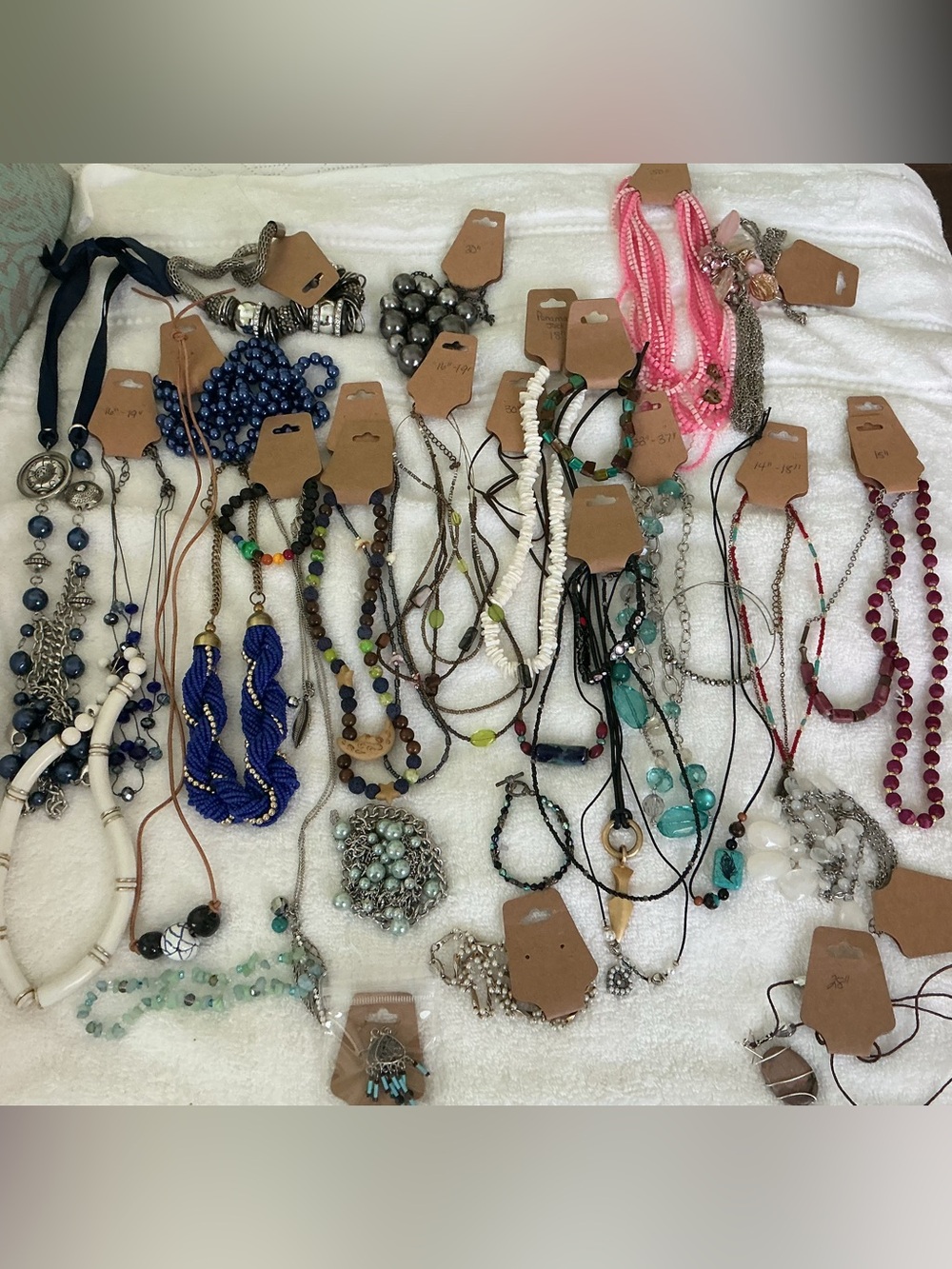 36-Piece Assorted Women’s Beaded and Strand Necklaces/Bracelets  RESELLERS.